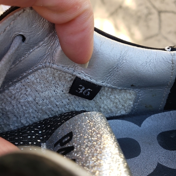 P448 Size 36. Black and Silver - Picture 9 of 9